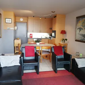 Appartement De Strandwandeling 0203 Met Frontaal Zeezicht, Oostende